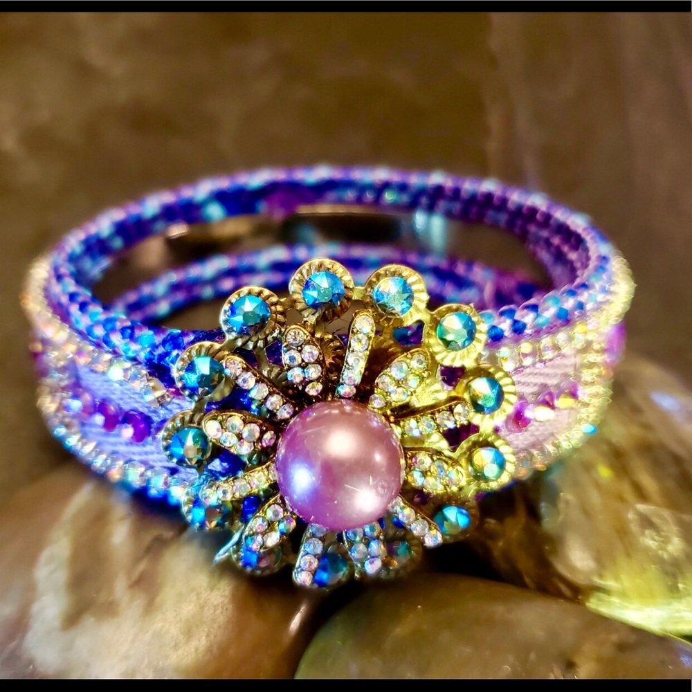 Handmade bangle with Swarovski crystals